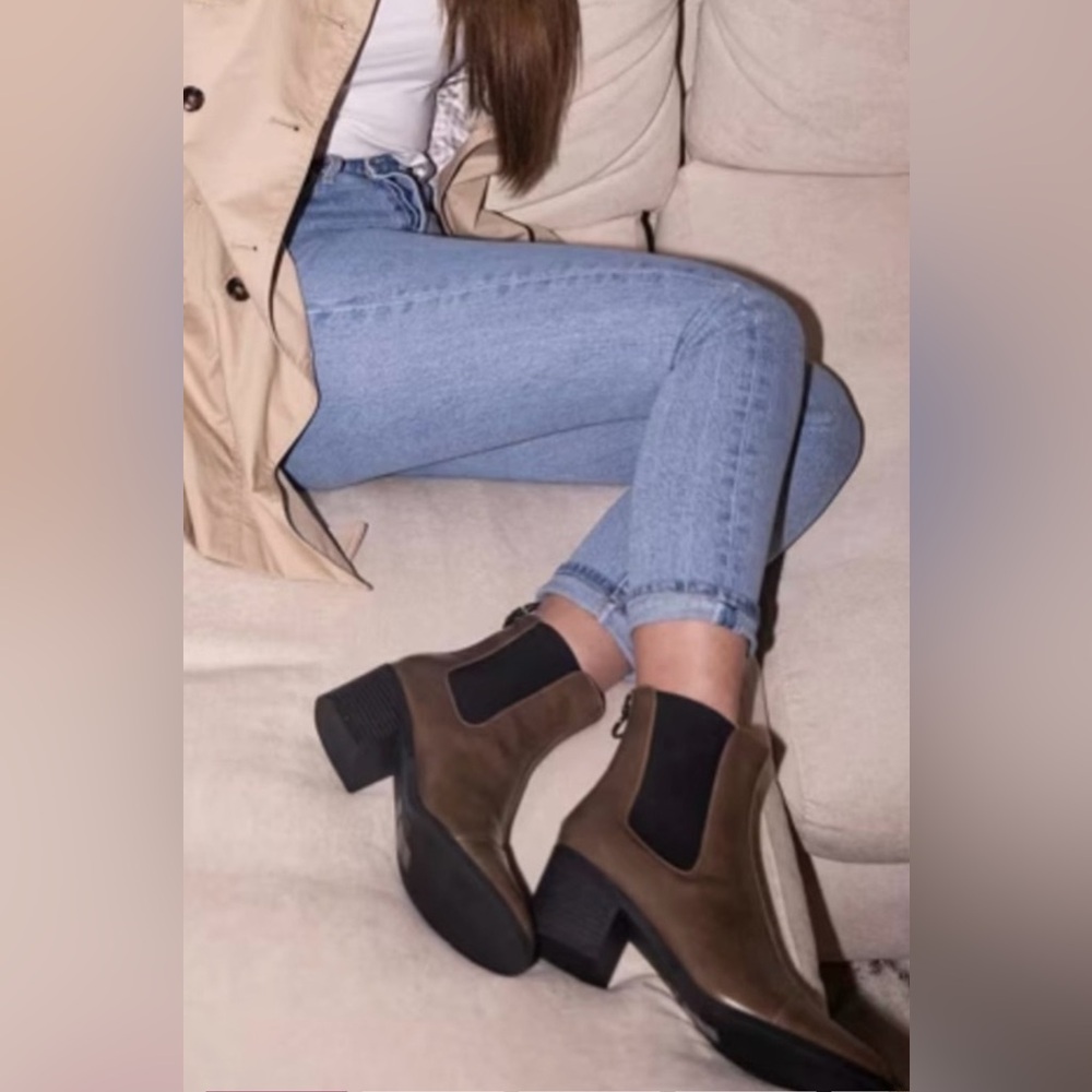 🍂🍁Stylish Brown Ankle Boots